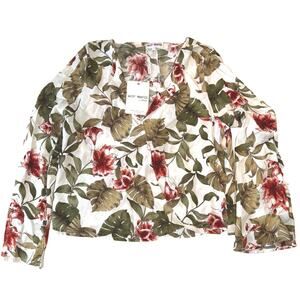 NWT Most Wanted Floral Crop Blouse Medium